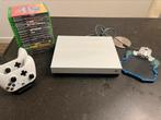 Zeer complete xbox one 500GB met 16 spellen en 40 skylanders, Spelcomputers en Games, Spelcomputers | Xbox One, Xbox One, Met 2 controllers