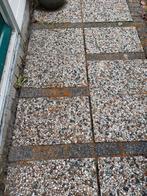 Gratis af te halen: 28 grindtegels, Tuin en Terras, Gebruikt, Ophalen of Verzenden, Minder dan 5 m², Grind