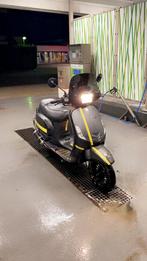 Scooter la souris sourini special edition, Ophalen, Maximaal 45 km/u, Zo goed als nieuw, Benzine