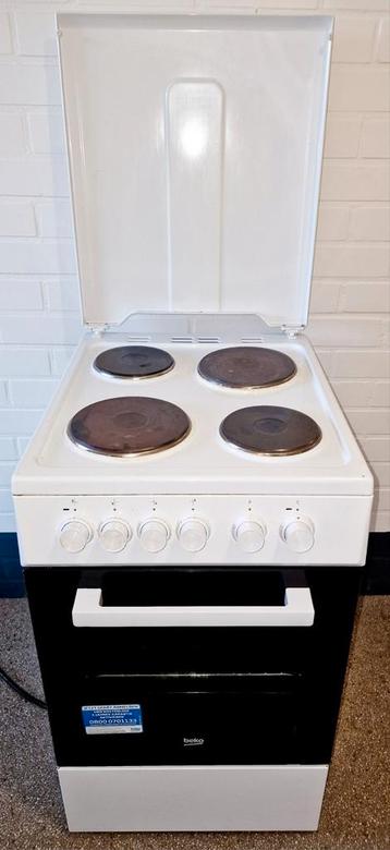 Beko Elektrisch Fornuis Met Perilex Stekker Zeer Goede Staat beschikbaar voor biedingen
