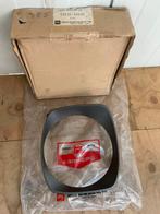 Toyota corolla ke20 ke25 koplamp rand nieuw 53132-19135, Ophalen of Verzenden, Nieuw