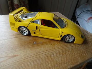 model auto Ferrari merk Bburago beschikbaar voor biedingen