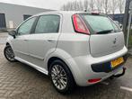 Fiat Punto Evo 1.3 M-Jet Dynamic 2011 5DRS Cruise Airco, Auto's, Fiat, Voorwielaandrijving, Euro 5, 28 km/l, Gebruikt