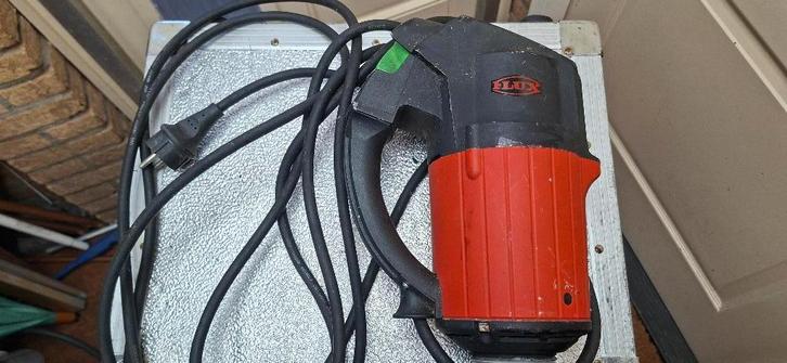 Elektrische Flux F 458 zelf aanzuigende  Vatenpomp 220 volt., Doe-het-zelf en Verbouw, Gereedschap | Handgereedschap, Gebruikt