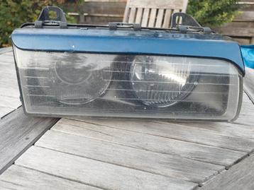 Rechter koplamp BMW E36 beschikbaar voor biedingen