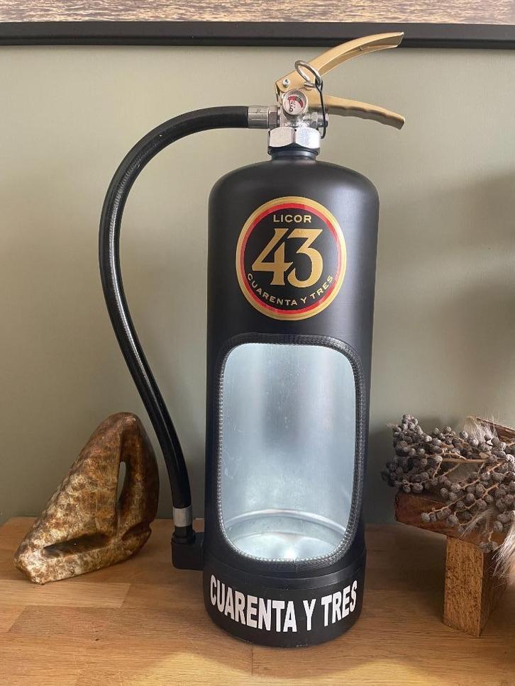 Likeur 43 decoratieve brandblusser bijzonder cadeau mancave, Huis en Inrichting, Lampen | Losse lampen, Nieuw, Led-lamp, Minder dan 30 watt