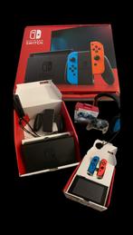 Nintendo switch + rgb controller + headset, Ophalen of Verzenden, Zo goed als nieuw, Met 1 controller, Switch Original