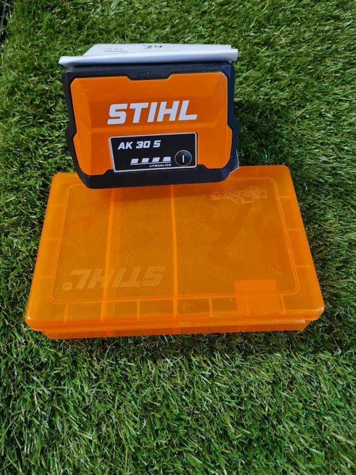 STIHL AK 30 S ACCU met garantie, Tuin en Terras, Hand-tuingereedschap, Zo goed als nieuw, Overige soorten, Ophalen of Verzenden