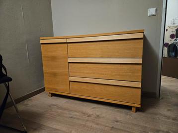 IKEA Kast - Stijlvol en Praktisch beschikbaar voor biedingen
