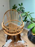 Vintage rotan stoel, Huis en Inrichting, Stoelen, Ophalen, Gebruikt, Bruin, Riet of Rotan