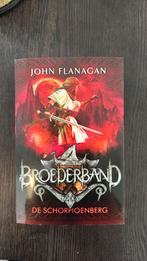 John Flanagan - De schorpioenberg, Boeken, Kinderboeken | Jeugd | 10 tot 12 jaar, Ophalen of Verzenden, Zo goed als nieuw, John Flanagan