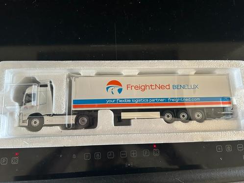 Cavallino Volvo fh12 Freightned huif nieuw in doos, Hobby en Vrije tijd, Modelauto's | 1:50, Nieuw, Bus of Vrachtwagen, Overige merken