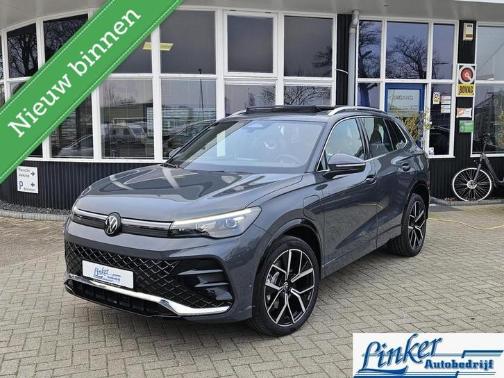 Volkswagen Tiguan 1.5 eHybrid R-Line 272PK ELEKTR TREKHAAK N, Auto's, Volkswagen, Bedrijf, Te koop, Tiguan, ABS, Achteruitrijcamera