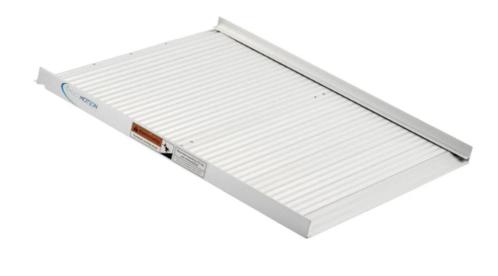 Oprolbare oprijplaat aluminium 91 cm, Diversen, Verpleegmiddelen, Zo goed als nieuw, Ophalen of Verzenden