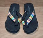 slippers met kleurig bandje en hakje 36, Ophalen of Verzenden, Gedragen, Sandalen of Muiltjes