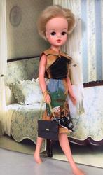 Vintage setje met wikkeltop rok tas voor Sindy Fleur Barbie, Ophalen of Verzenden, Zo goed als nieuw, Kleertjes