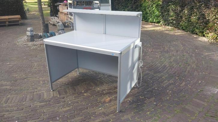 balie ( Info balie voor presentatie ), Huis en Inrichting, Barren, Zo goed als nieuw, Ophalen of Verzenden