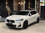 BMW X2 SDrive18i|M Pakket|PANO|BOMVOL!, Gebruikt, Euro 6, Wit, Bedrijf