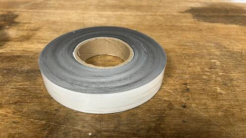 Magneetband. 30 mm breed. NIEUW. Volle rol., Doe-het-zelf en Verbouw, IJzerwaren en Bevestigingsmiddelen, Nieuw, Overige typen