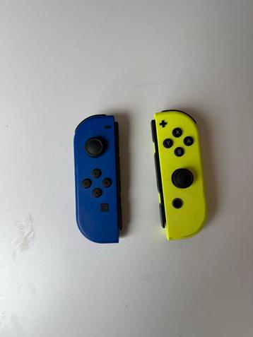 Nintendo Switch Joy-Con Set (Geel/Blauw) met strep beschikbaar voor biedingen
