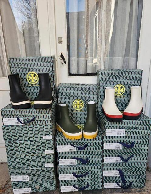 Tory Burch regenlaarzen partij 200 paar volledige maatseries, Kleding | Dames, Schoenen, Nieuw, Regenlaarzen, Zwart, Ophalen of Verzenden