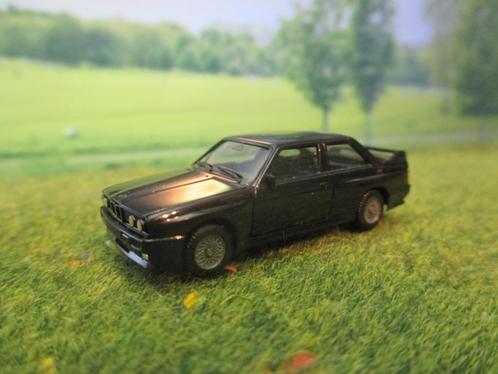 BMW E30 M3 - Herpa zwart met zwart interieur, Hobby en Vrije tijd, Modelauto's | 1:87, Zo goed als nieuw, Auto, Herpa, Ophalen of Verzenden