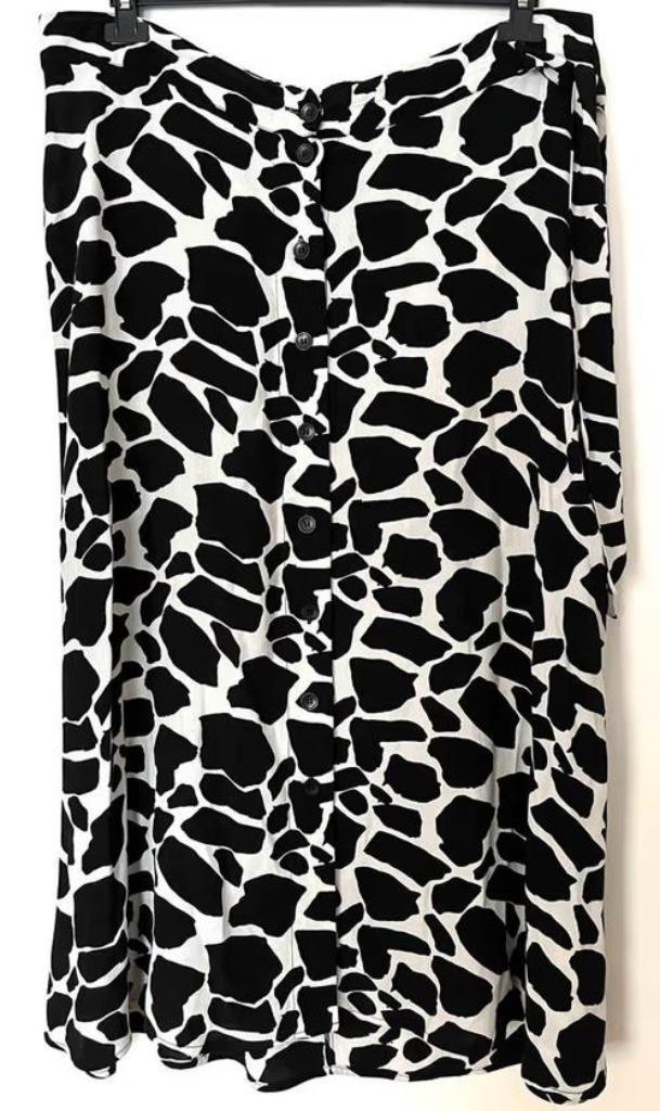 Juffrouw Janssen lange rok maat 46[dm], Kleding | Dames, Rokken, Zo goed als nieuw, Maat 46/48 (XL) of groter, Zwart, Onder de knie