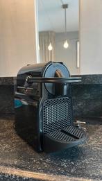 Nespresso koffiecupmachine - incl 100 lungo cups, Witgoed en Apparatuur, Koffiezetapparaten, Ophalen, Koffiemachine, Zo goed als nieuw
