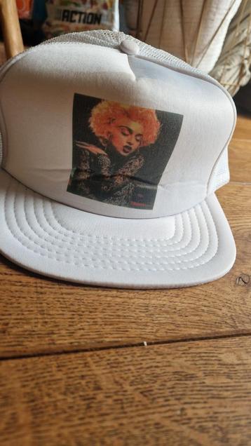 Zeldzame Madonna Pet! beschikbaar voor biedingen