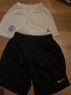 2 sportbroeken shorts, Jongen of Meisje, Sport- of Zwemkleding, Ophalen of Verzenden, Zo goed als nieuw