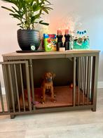 Woef Woningen stalen bench maat M. Bruin met wild wood, Dieren en Toebehoren, Ophalen, Hondenkennel, 65 tot 100 cm, Zo goed als nieuw