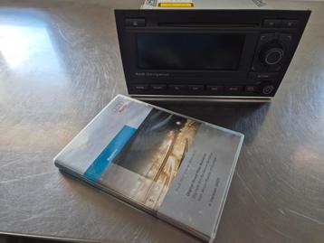 Audi a4 b7 Navigatie Radio + Kaart DVD  beschikbaar voor biedingen