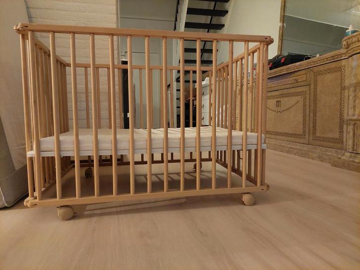 Inklapbare baby box Petite Amelie 100x75 met matras Puck, Kinderen en Baby's, Boxen, Gebruikt, Vierkant, In hoogte verstelbaar