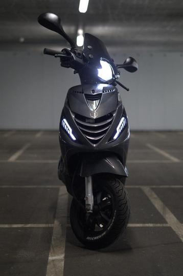 Piaggio Zip 2020 | Nieuwstaat | Alpha Full Option | 4600KM! beschikbaar voor biedingen