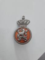 Vintage Speldje met Nederlandse Leeuw en Kroon, Verzamelen, Speldjes, Pins en Buttons, Ophalen of Verzenden, Gebruikt, Stad of Land