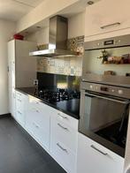 Witte Hoogglans Eilandkeuken –Stijlvol &CompleetGEDEMONTEERD