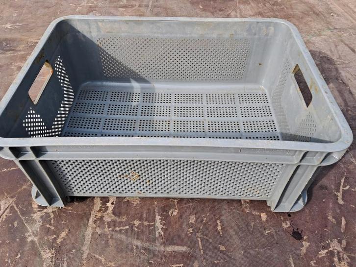 Nette hele kunststof kratten, Doe-het-zelf en Verbouw, Kratten en Dozen, Zo goed als nieuw, Krat, Minder dan 35 cm, Ophalen