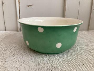 P. Regout / Brocante schaaltje / Groen met witte stippen beschikbaar voor biedingen