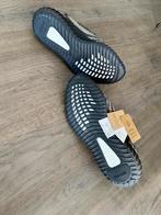 Adidas Yeezy Boost 350 V2 Beluga, Overige kleuren, Ophalen of Verzenden, Sneakers of Gympen, Adidas Yeezy