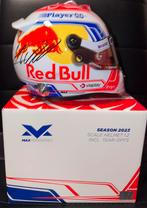 Gesigneerde mini helm 1:2 seizoen 2023 Max Verstappen, Ophalen of Verzenden, Zo goed als nieuw, Formule 1