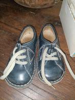 Brocante oude leren lederen kinderschoentjes kinder schoenen, Antiek en Kunst, Ophalen of Verzenden