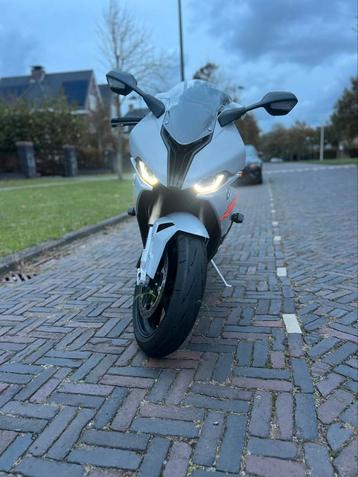 Bmw s1000rr beschikbaar voor biedingen