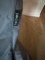 2 nette lichtgrijze zitzakken van het merk Label te koop., Huis en Inrichting, Zitzakken, Ophalen, Zo goed als nieuw, Grijs