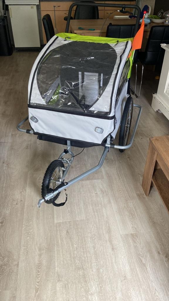 Fietskar, Fietsen en Brommers, Fietsaccessoires | Aanhangers en Karren, Gebruikt, Kinderkar, 20 tot 40 kg, Vering, Opvouwbaar