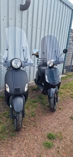 Snor/BromScooter  AGM / LA SOURIS, Fietsen en Brommers, Snorfietsen en Snorscooters, Ophalen, Zo goed als nieuw, Overige merken