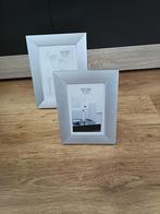 2 zilverkleurige fotolijstjes, Audio, Tv en Foto, Fotografie | Fotolijsten, Ophalen of Verzenden, Zo goed als nieuw
