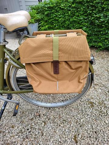 Basil fietstassen dubbele ,set beschikbaar voor biedingen