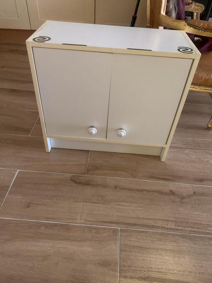 Wit Badkamerkastje / WC Kast, Huis en Inrichting, Kasten | Kledingkasten, Gebruikt, Minder dan 100 cm, Minder dan 50 cm, Minder dan 25 cm