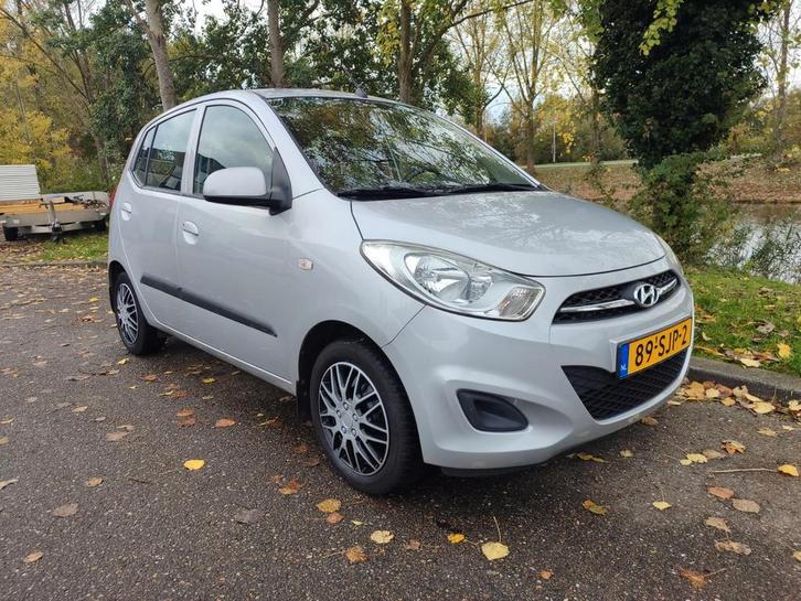 Hyundai i10 1.1 I 5DR 2011 Grijs NAP, Auto's, Hyundai, Bedrijf, i10, ABS, Airbags, Airconditioning, Centrale vergrendeling, Elektrische buitenspiegels