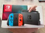 Nintendo switch, Spelcomputers en Games, Spelcomputers | Nintendo Switch, Ophalen of Verzenden, Gebruikt, Met 2 controllers, Switch Original